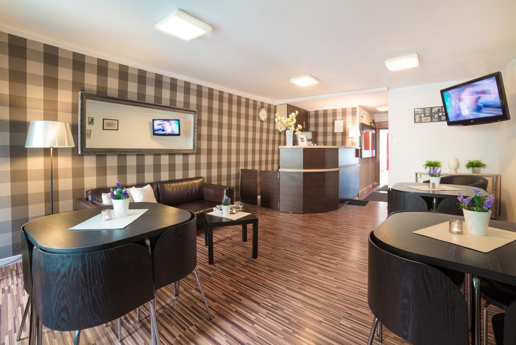 Green Hostel Stary Toruń Esterno foto